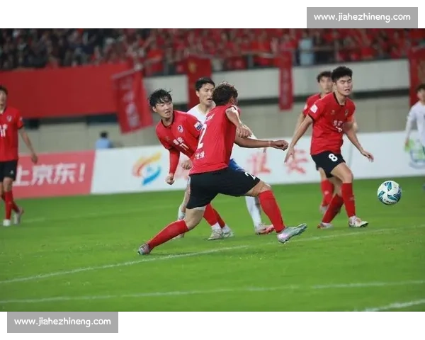 亚冠焦点之战苏宁迎战全北现代攻防博弈看点十足胜负悬念引爆球迷期待 亚冠焦点之战苏宁迎战全北现代攻防博弈看点十足胜负悬念引爆球迷期待