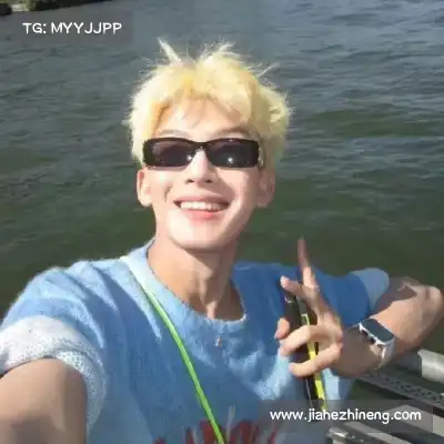 庞眉